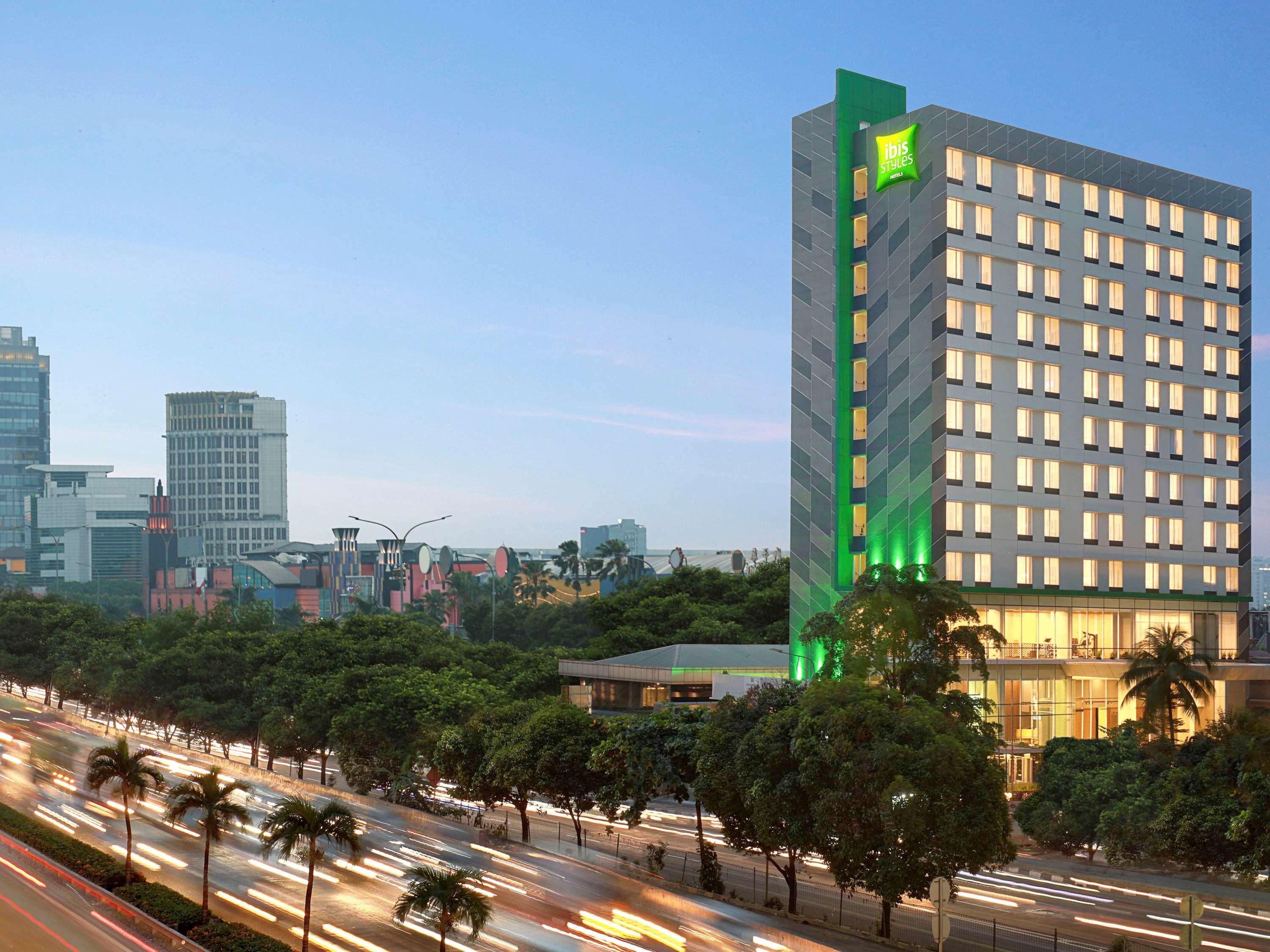 Ibis Styles Jakarta Simatupang Eksteriør bilde