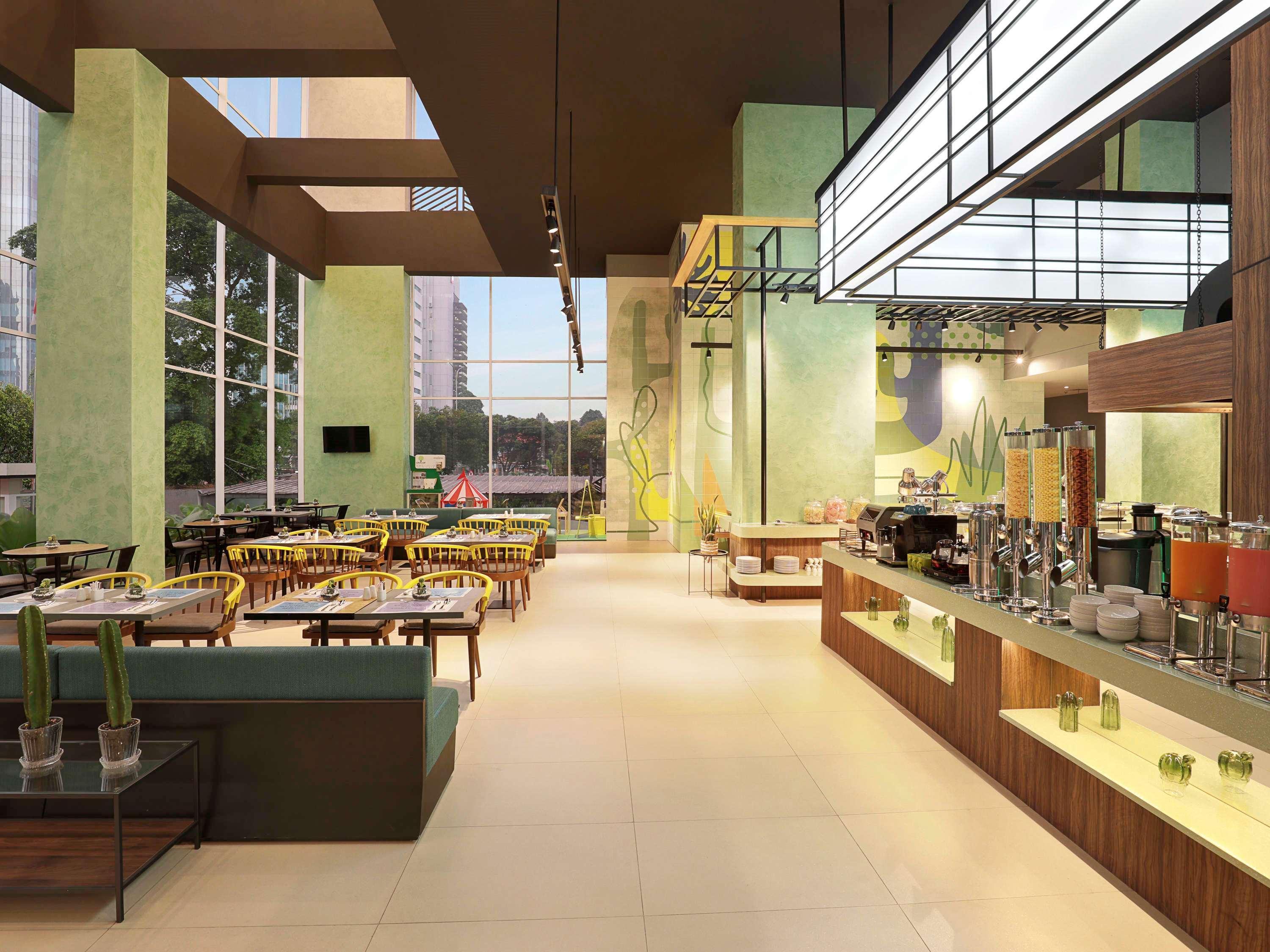 Ibis Styles Jakarta Simatupang Eksteriør bilde