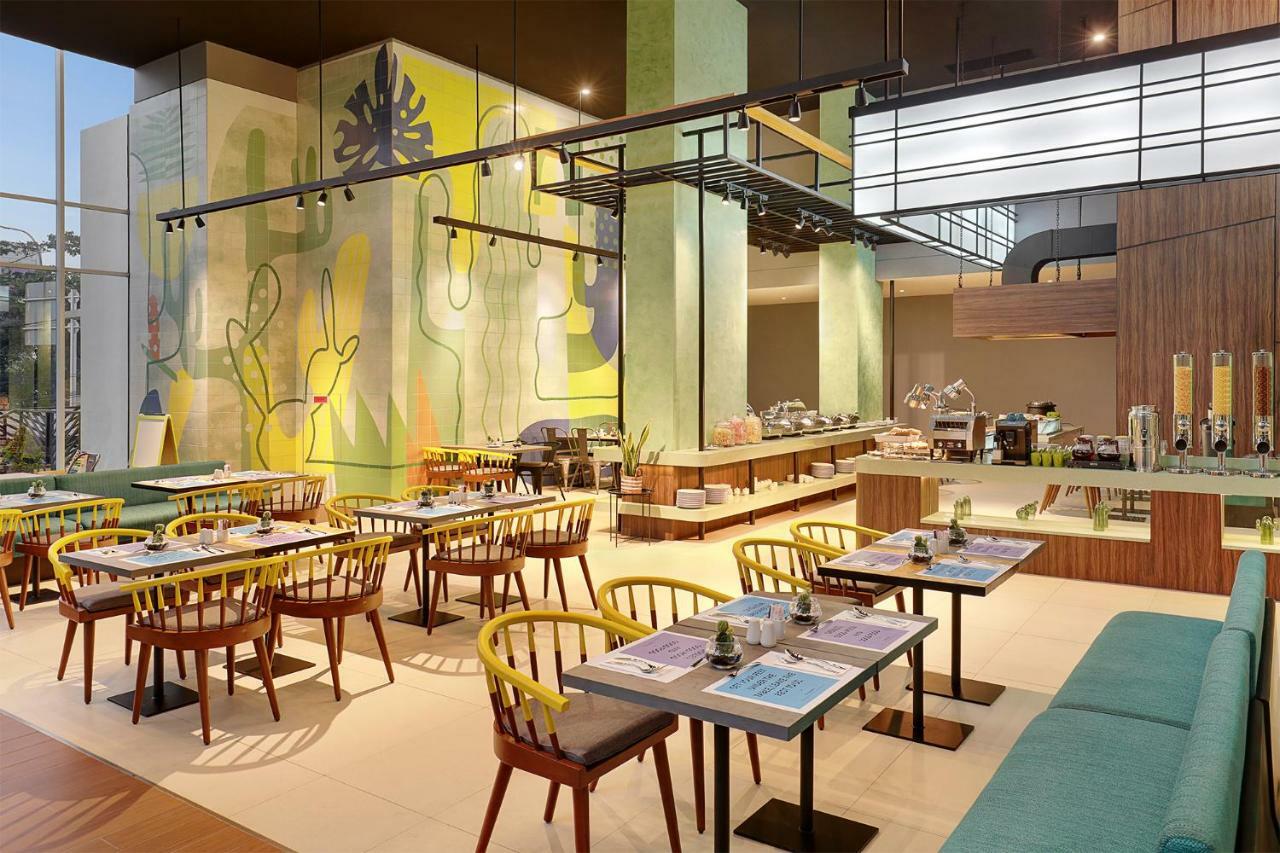 Ibis Styles Jakarta Simatupang Eksteriør bilde
